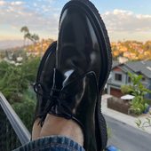 🖤 Type 1 with a L.A. view 🖤

🖤 @ofmarginalinterest 
🖤 @studiotecnico.la 

#adieushoes #type1 #la #losangeles #roomwithaview #classic #chunkyshoes